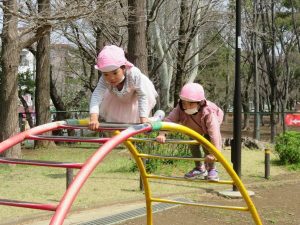 児童公園に行ってきたよ！