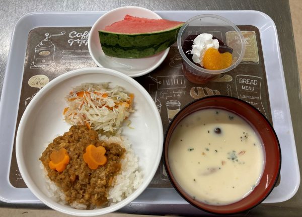 【給食】ドライカレー