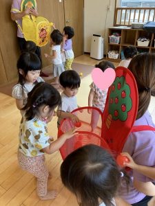 ボール遊び楽しいね☆
