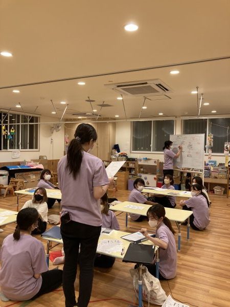 【職員全体会議】子どもを真ん中にした保育とは