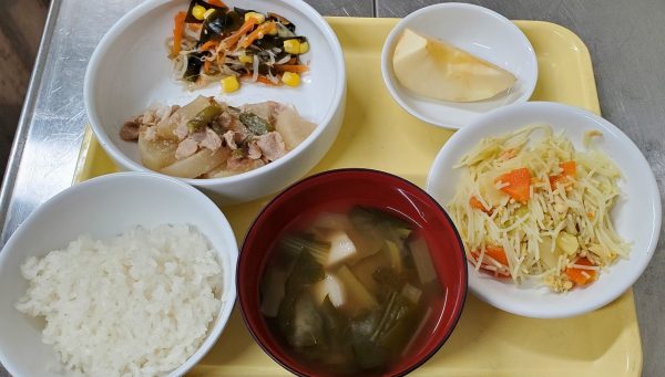 【給食】豚もも大根