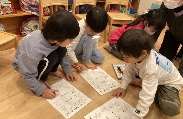 英語教室　たいよう組、ぎんが組☆
