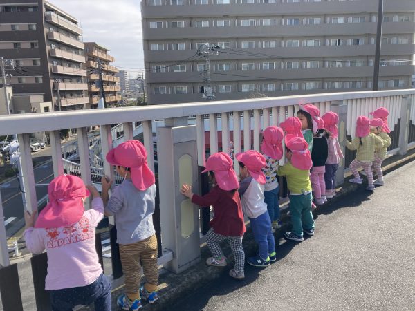 高いところから、おーい！