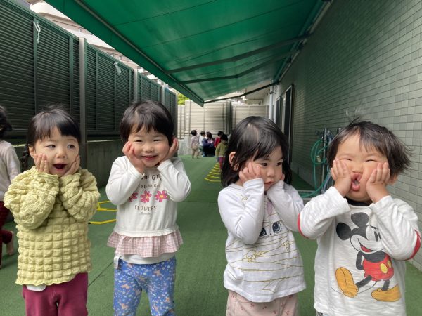 みんなで電車に変身！