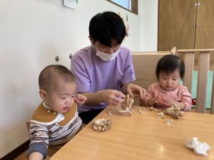 きのこに触ってみよう(*^-^*)