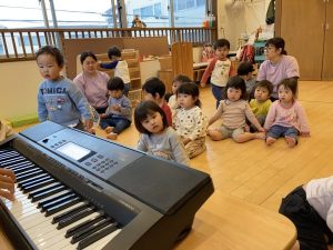 わかばぐみになって初めての音楽教室
