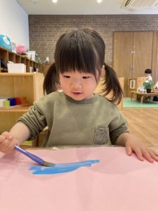 絵の具ぬりぬり～！