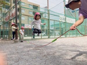 大縄跳びに挑戦☆