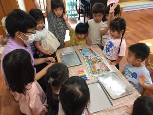 絵の具ののマーブリング