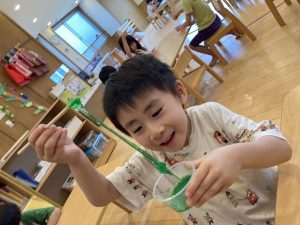 びよ～ん！スライムづくり(^▽^)/