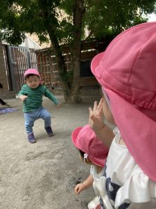 園庭で遊んだよ！