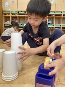 造形教室～自分よりも高いタワーを作ろう～