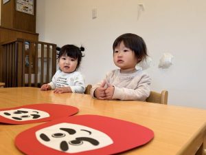 お正月遊びとふれあい遊びをしたよ♩