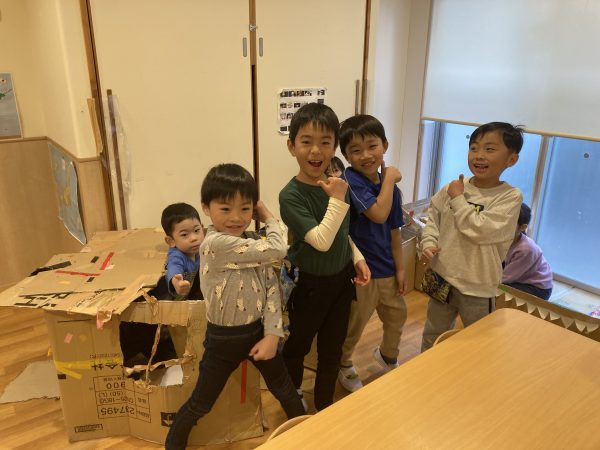 段ボールあそび、第一弾！