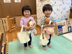 まねっこ