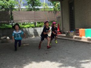 絵本の世界から・・・💪