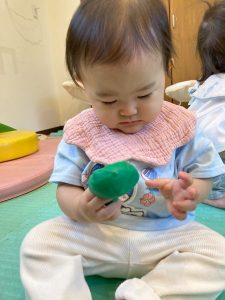 風船スクイーズ～０歳児～
