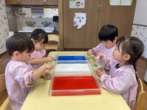 色水あそび