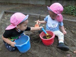 久しぶりのお外あそび 東京都23区の認可保育園 にじのいるか保育園